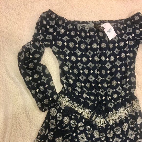 NWT blue boho Off The Shoulder Romper - Picture 3 of 3